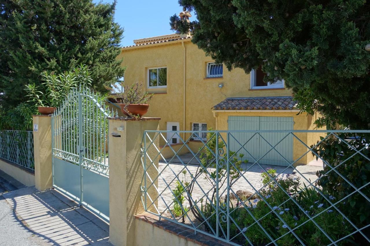Villa Macoran 2 Etoiles Saint Aygulf Exteriör bild